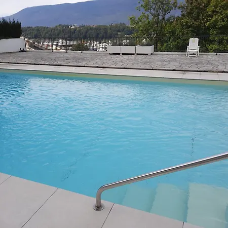 Appartement Cosy à Avec Accès Piscine - Fr-1-555-115 *